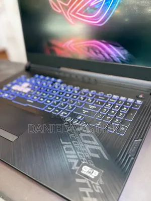 New Laptop Asus ROG Strix G17 16GB Intel Core i7 SSD 512GB