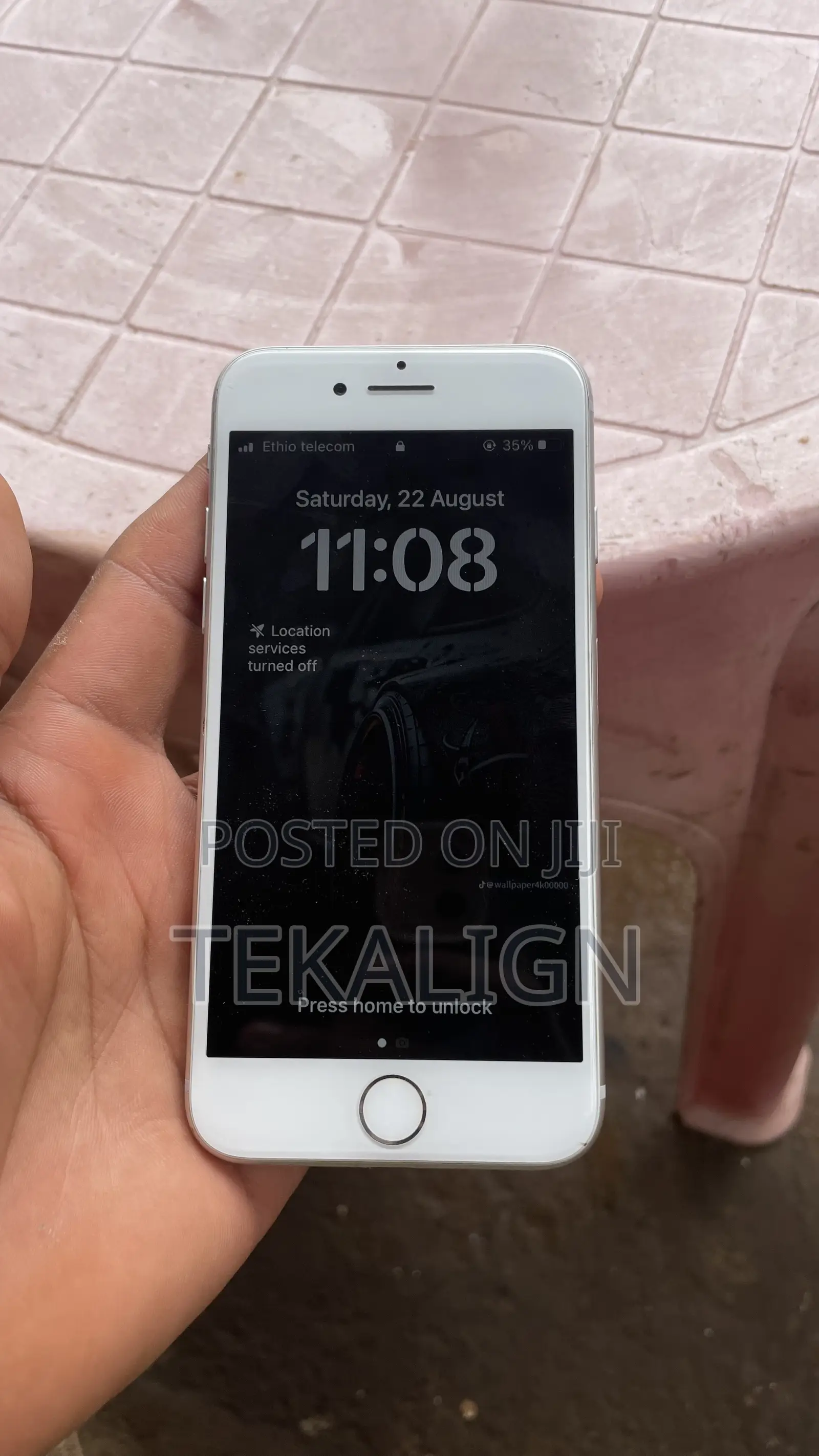 Apple iPhone 8 64 GB White