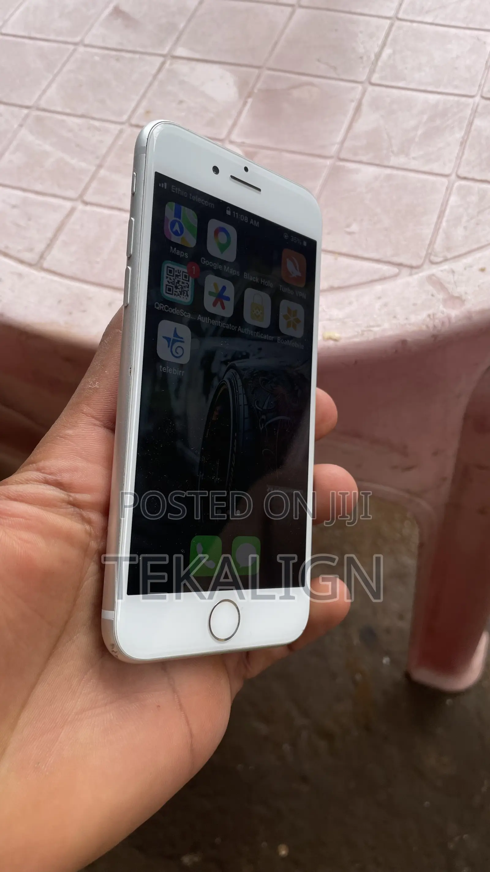 Apple iPhone 8 64 GB White