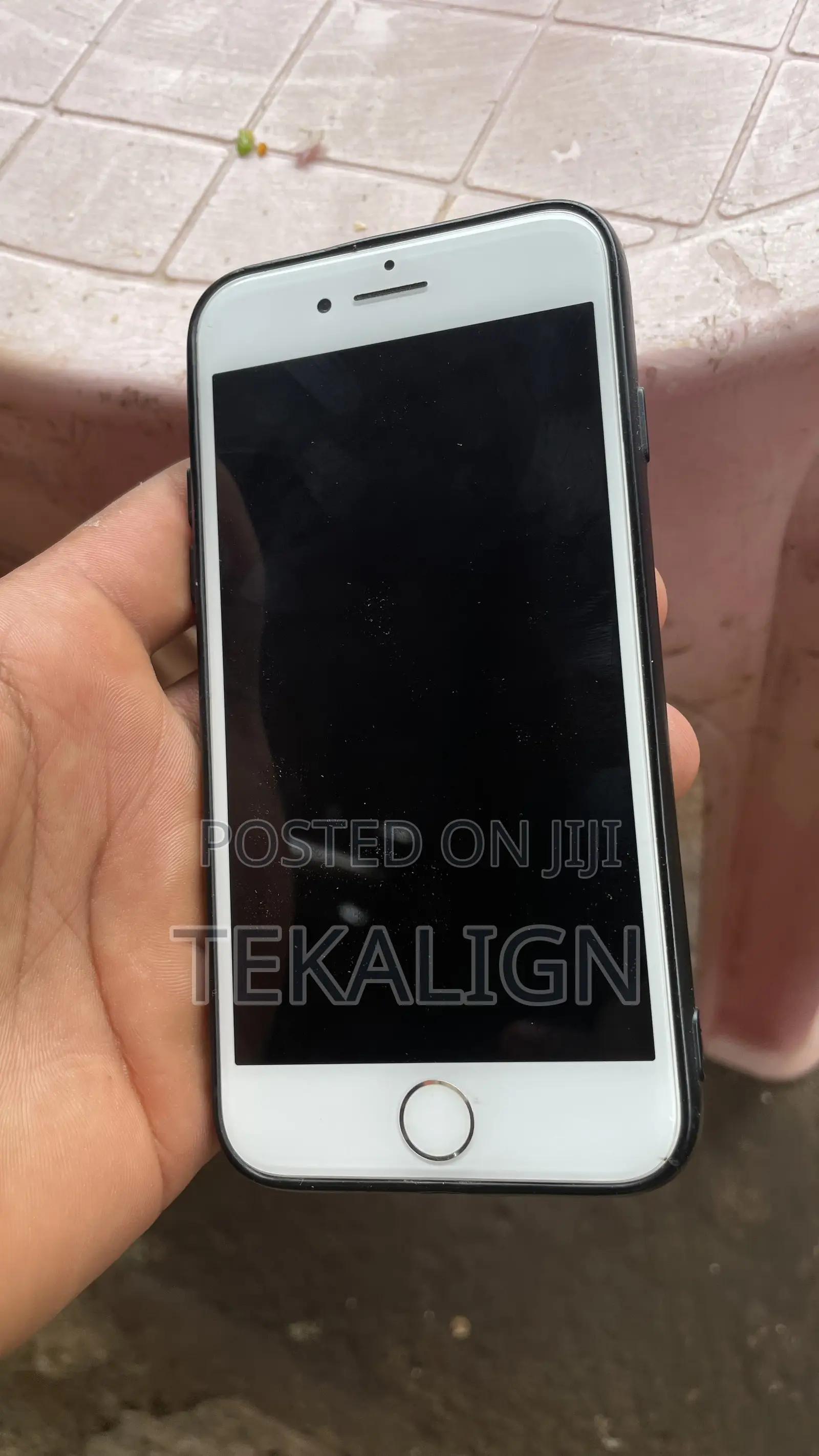 Apple iPhone 8 64 GB White
