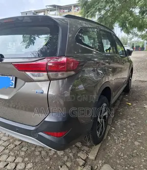 Toyota Rush 2022 Brown