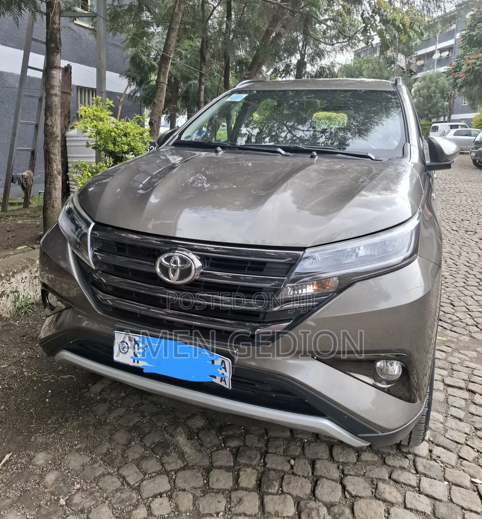 Toyota Rush 2022 Brown