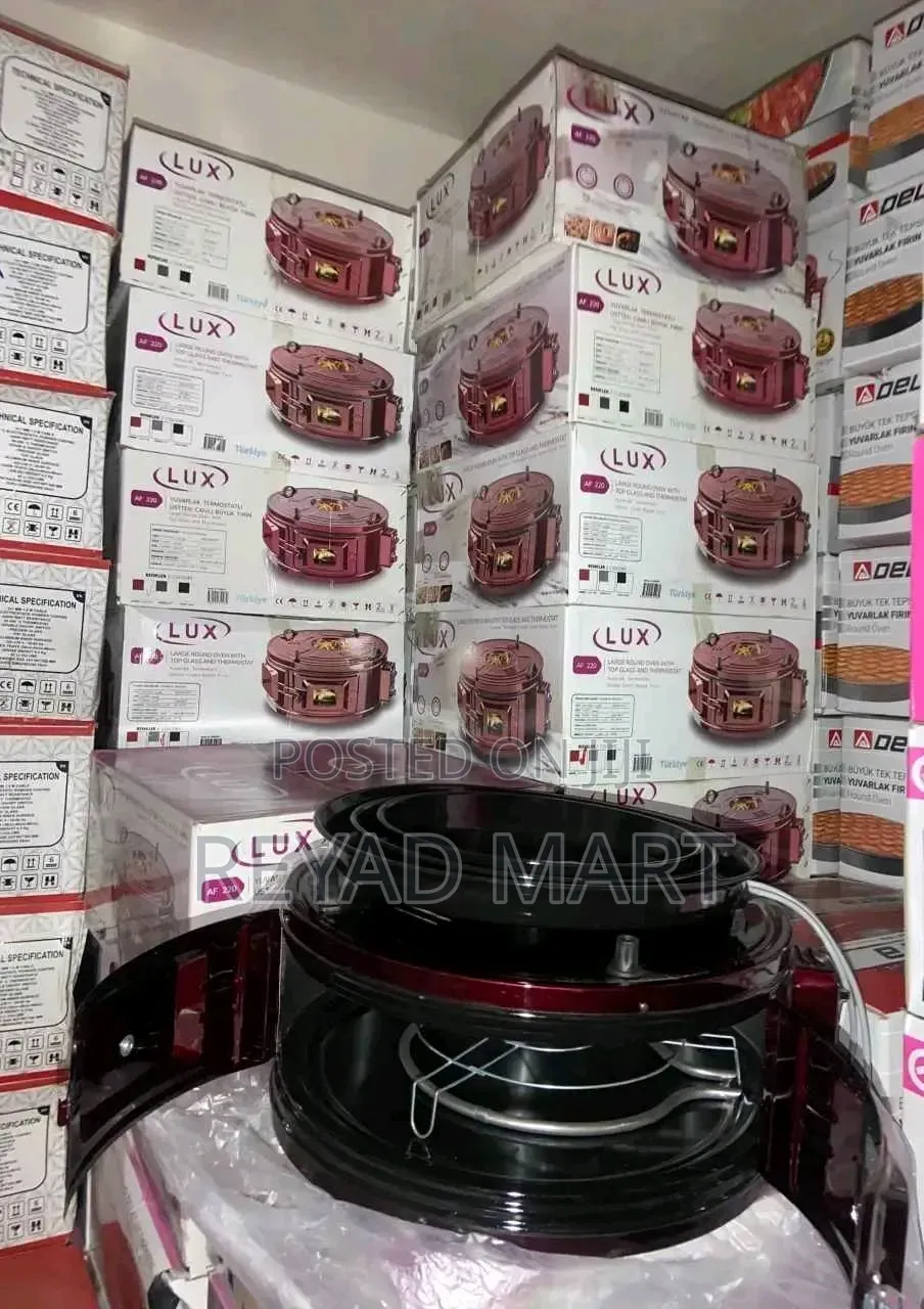 Lux Round Oven
