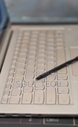 New Laptop Lenovo Yoga 9i 16GB Intel Core i7 SSD 512GB