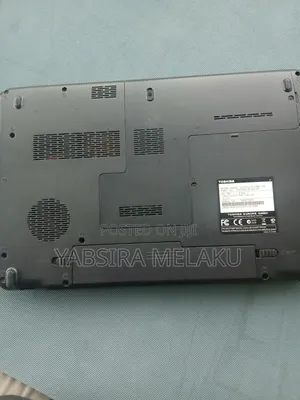 Laptop Toshiba Satellite C665 4GB Intel Core 2 Quad SSD 160GB
