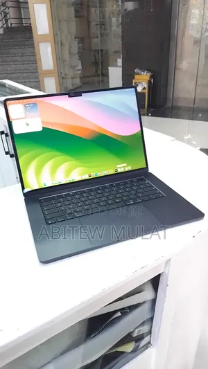 New Laptop Apple MacBook Air 2026 M5 16GB Apple M5 SSD 512GB