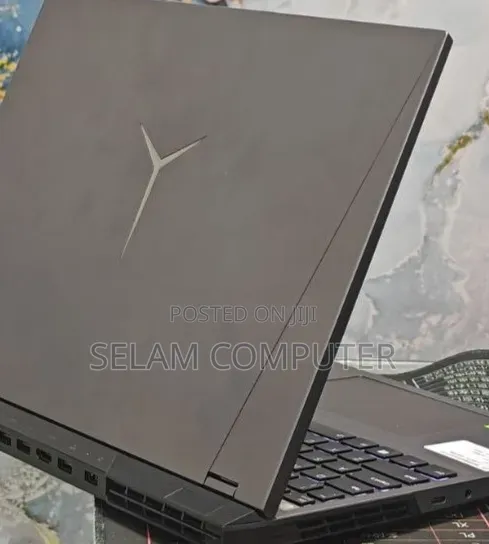 New Laptop Lenovo Legion 5 16GB AMD Ryzen 7 SSD 512GB