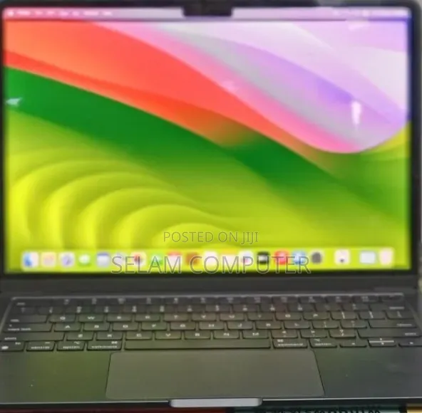New Laptop Apple MacBook Air 2022 M2 8GB Apple M2 SSD 512GB