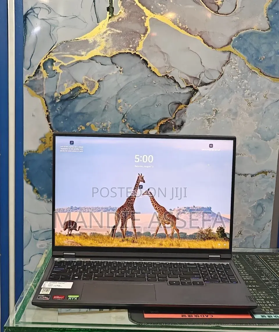New Laptop Lenovo Legion 5 16GB AMD Ryzen 7 SSD 512GB