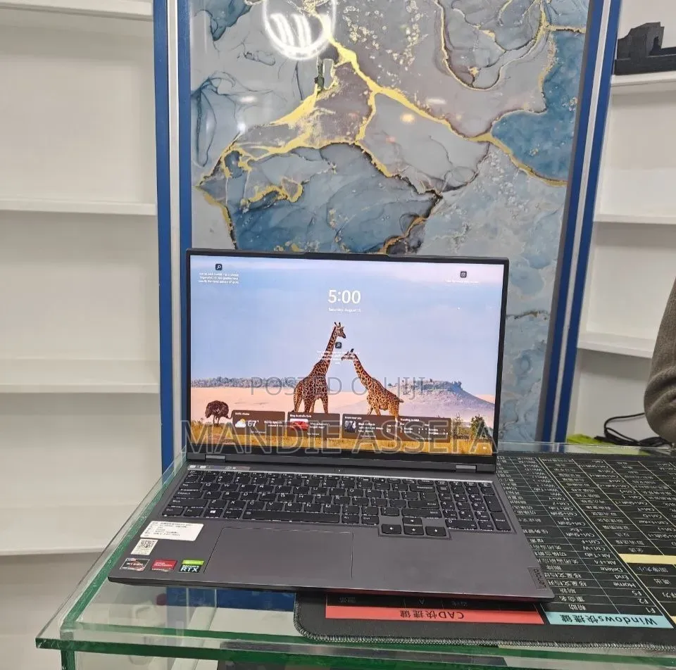 New Laptop Lenovo Legion 5 16GB AMD Ryzen 7 SSD 512GB