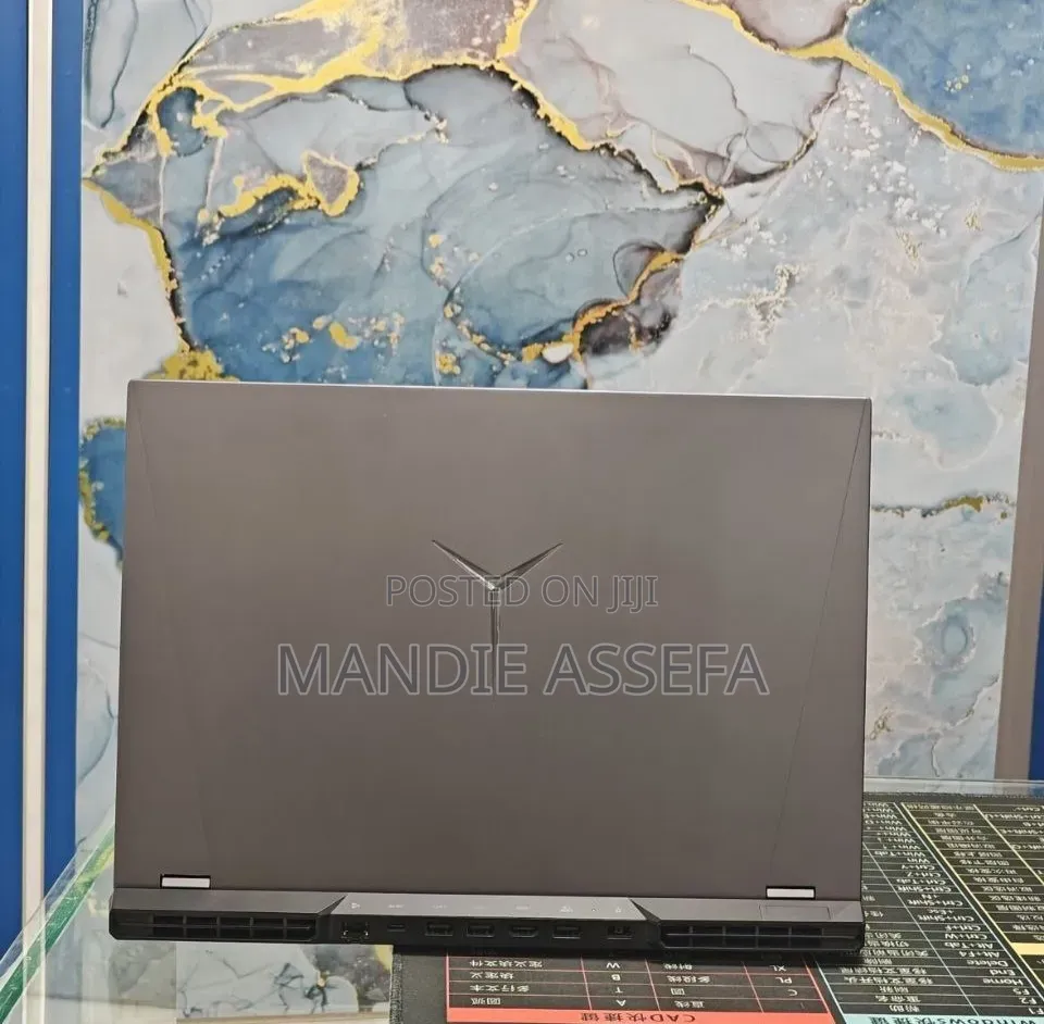 New Laptop Lenovo Legion 5 16GB AMD Ryzen 7 SSD 512GB