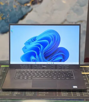 New Laptop Dell XPS 15 16GB Intel Core i5 SSD 512GB