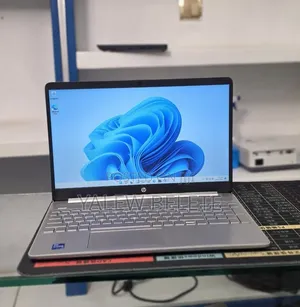 New Laptop HP Stream Notebook 8GB Intel Core i5 SSD 1.5T