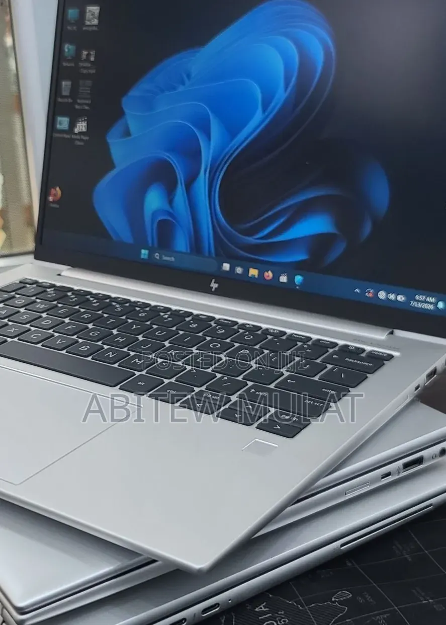 New Laptop HP EliteBook 840 G10 16GB Intel Core i7 SSD 512GB