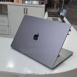 New Laptop Apple MacBook Pro 32GB Apple M1 Pro SSD 1T