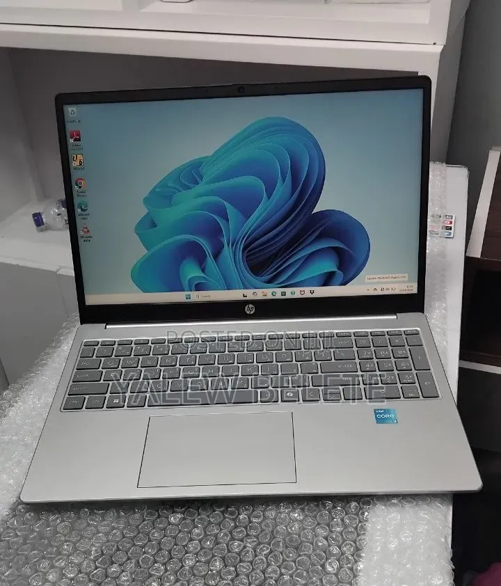 New Laptop HP Stream Notebook 8GB Intel Core i3 SSD 256GB
