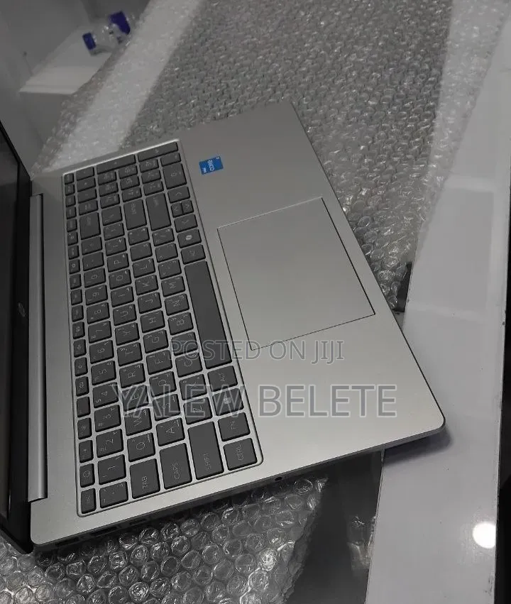 New Laptop HP Stream Notebook 8GB Intel Core i3 SSD 256GB
