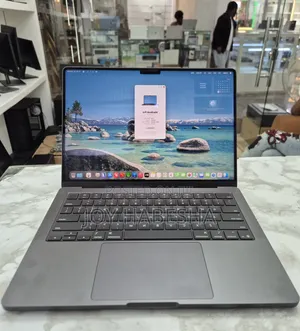 New Laptop Apple MacBook Pro 2025 M5 16GB Apple M5 SSD 1T