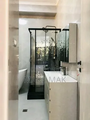 6bdrm House in Bole for sale