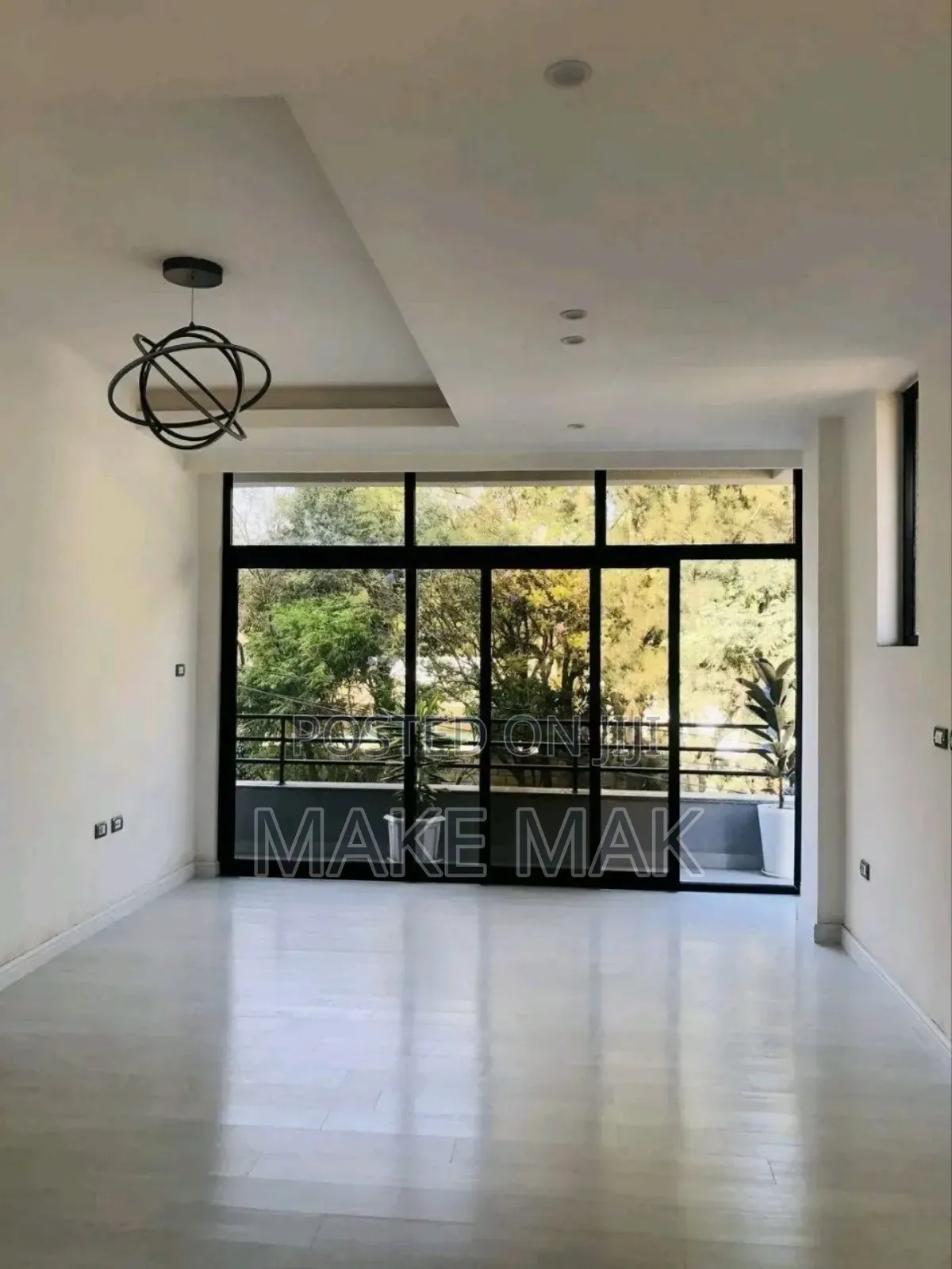 6bdrm House in Bole for sale