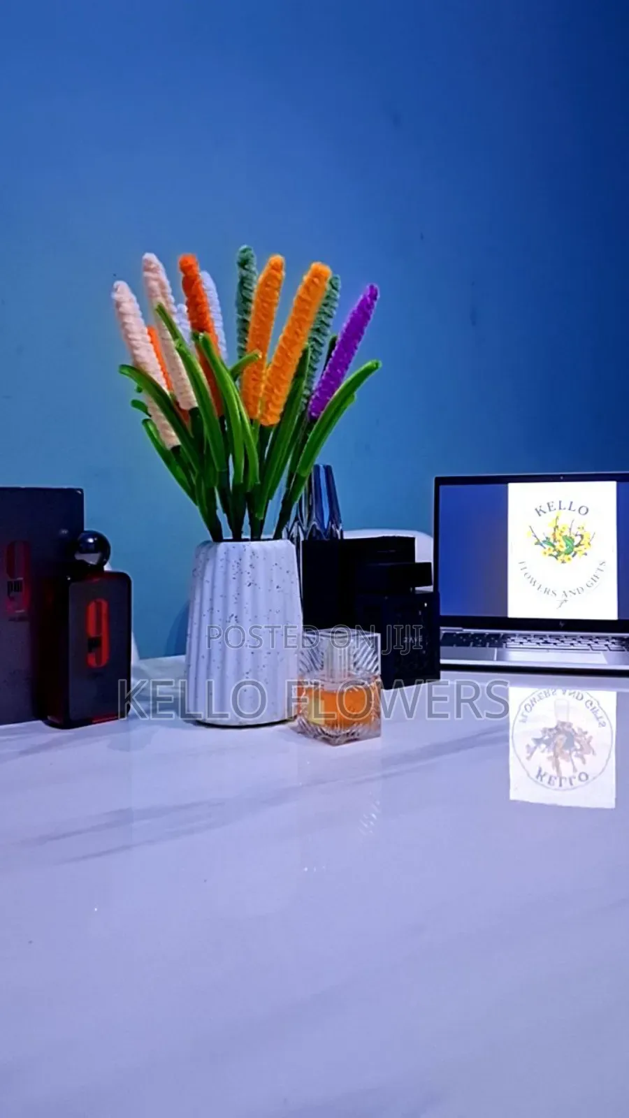 Kello Fuzzy Wire Flowers