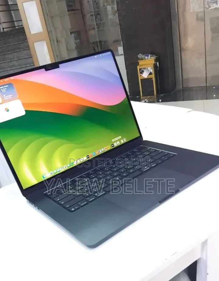 New Laptop Apple MacBook Air 2026 M5 16GB Apple M5 SSD 512GB