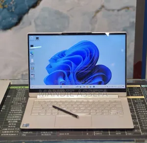 New Laptop Lenovo Yoga 9i 16GB Intel Core i7 SSD 512GB
