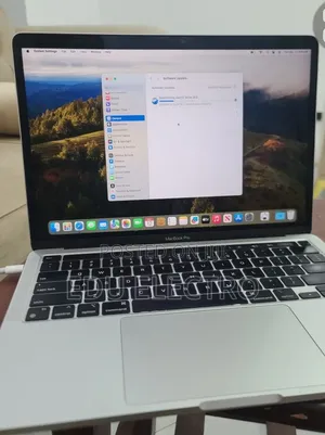 New Laptop Apple MacBook Pro 2021 M1 16GB Apple M1 Pro SSD 256GB