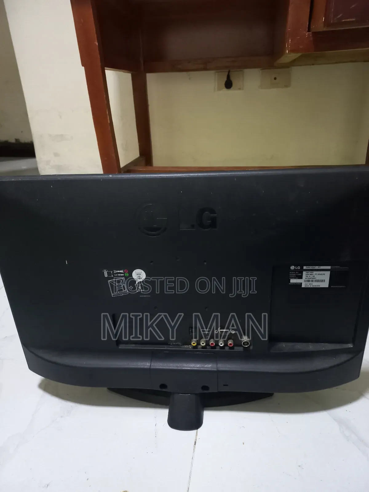 24 Inch LG TV ,Slightly Used