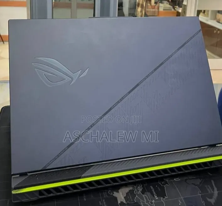 New Laptop Asus ROG Strix G16 16GB Intel Core i9 SSD 1T