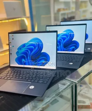 New Laptop HP Dragonfly G3 16GB Intel Core i7 SSD 512GB