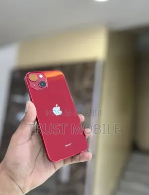 Apple iPhone 13 128 GB Red