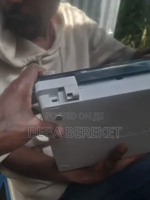 HP ScanJet 300 Flatbed