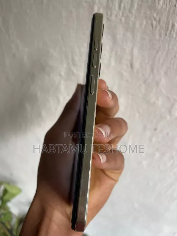 Samsung Galaxy S24 512 GB Gold