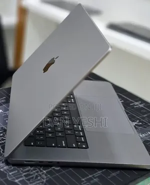 New Laptop Apple MacBook Pro 2021 M1 Max 32GB Apple M1 Max SSD 512GB