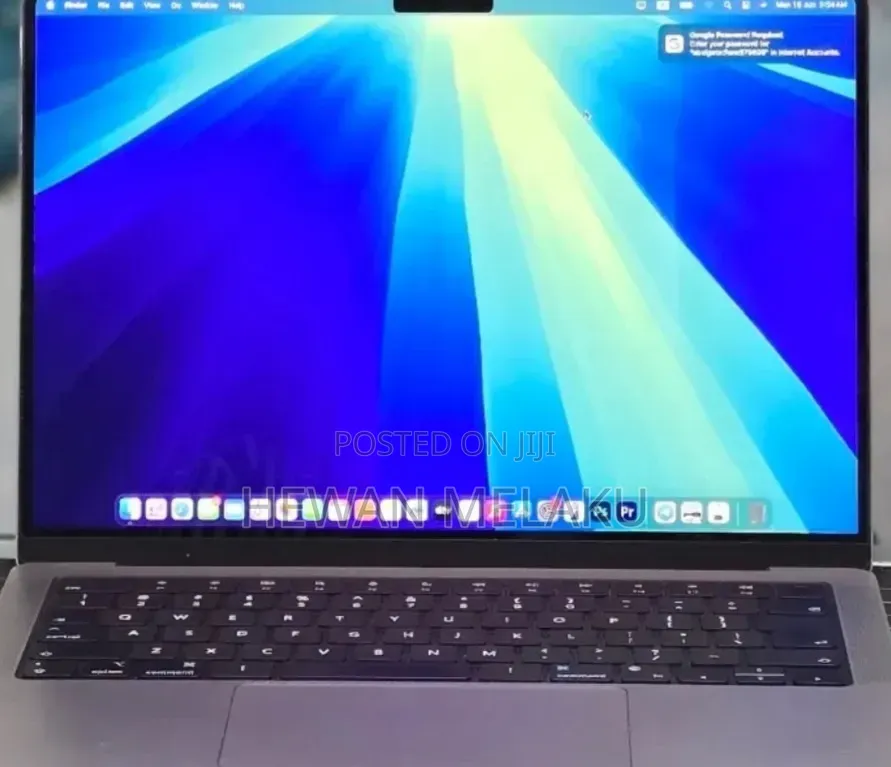 New Laptop Apple MacBook Pro 2021 M1 32GB Apple M1 Pro SSD 1T