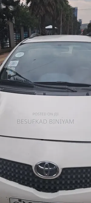 Toyota Yaris 2007 White