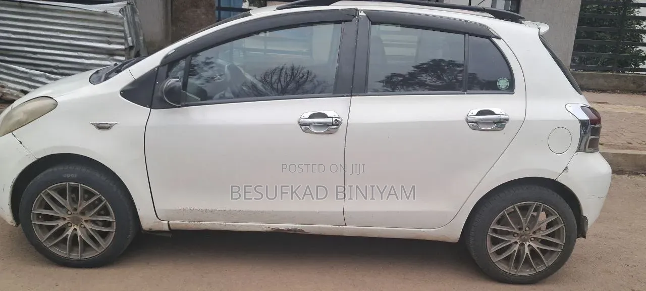 Toyota Yaris 2007 White