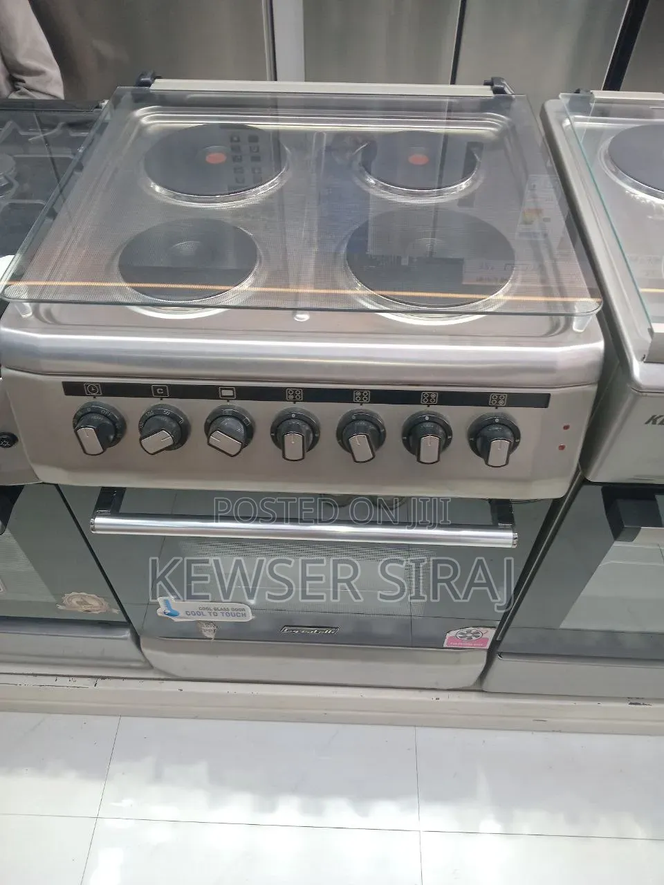 ፌመስላክስ Free Standing Ovne
