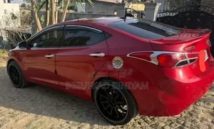 Hyundai Elantra 2012 Red