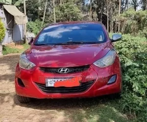 Hyundai Elantra 2012 Red