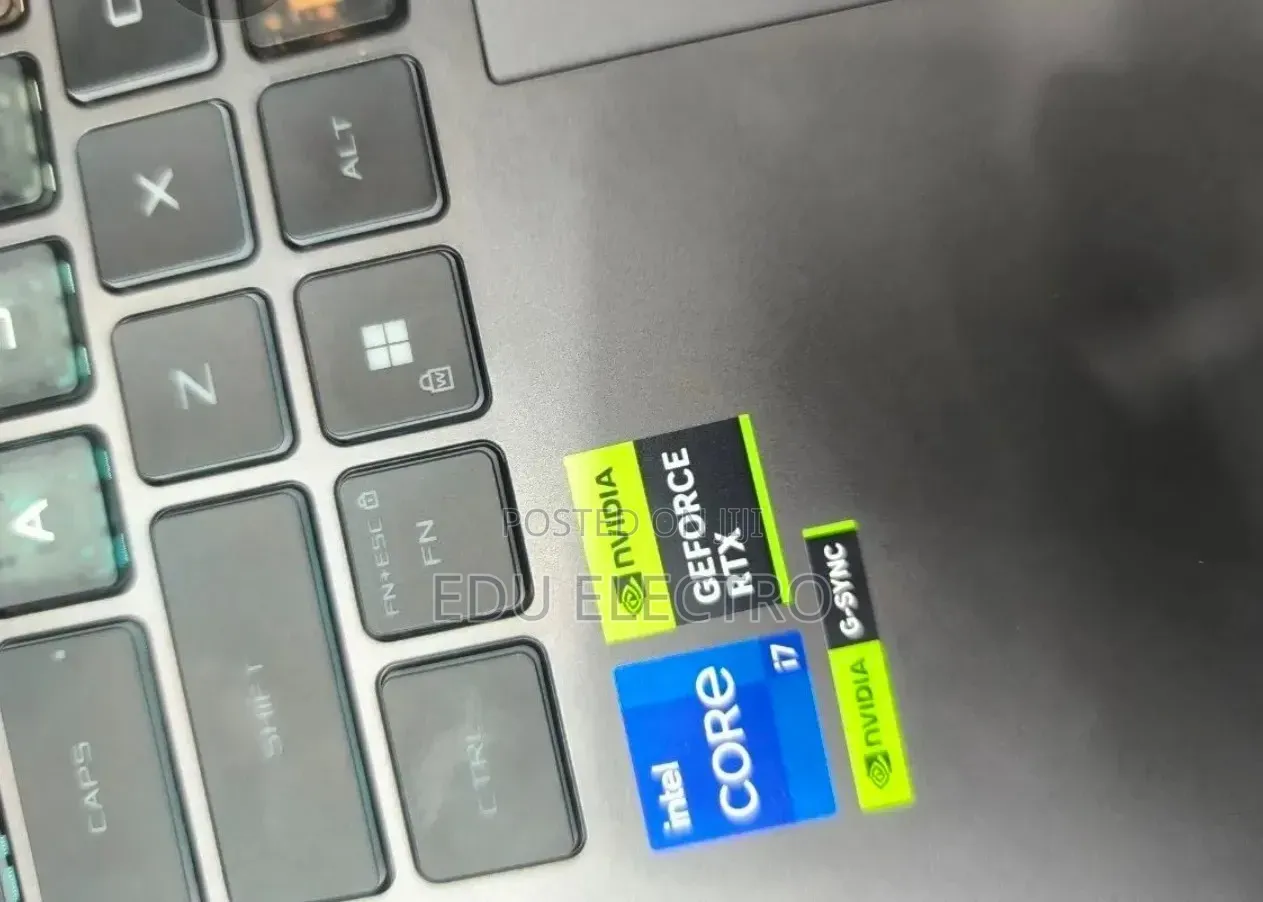 New Laptop Asus ROG Strix G16 16GB Intel Core i7 SSD 1T