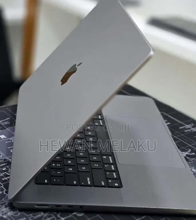 New Laptop Apple MacBook Pro 2021 M1 Max 32GB Apple M1 Max SSD 512GB