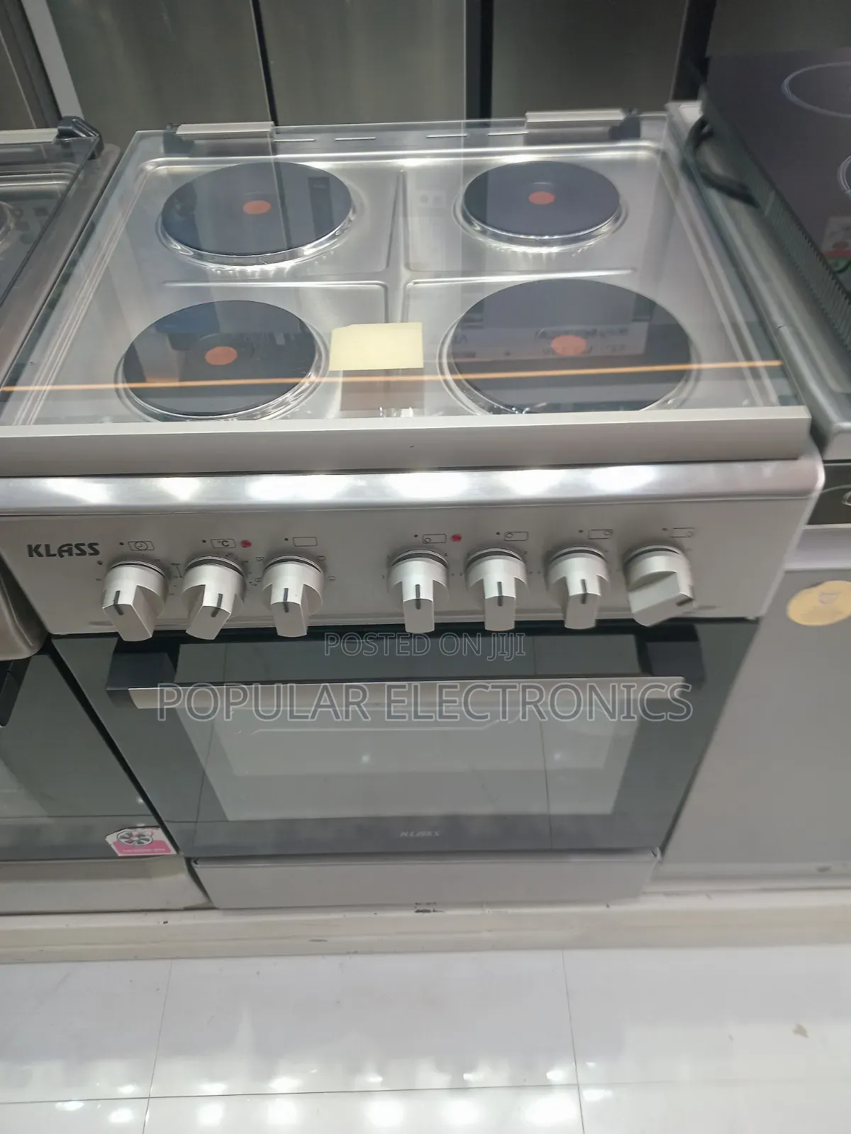 ፌመስላክስ Free Standing Oven 60by 60c 4.electric