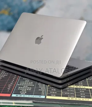 New Laptop Apple MacBook Pro 2021 M1 8GB Apple M1 Pro SSD 512GB