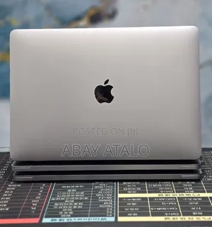 New Laptop Apple MacBook Pro 2021 M1 8GB Apple M1 Pro SSD 512GB