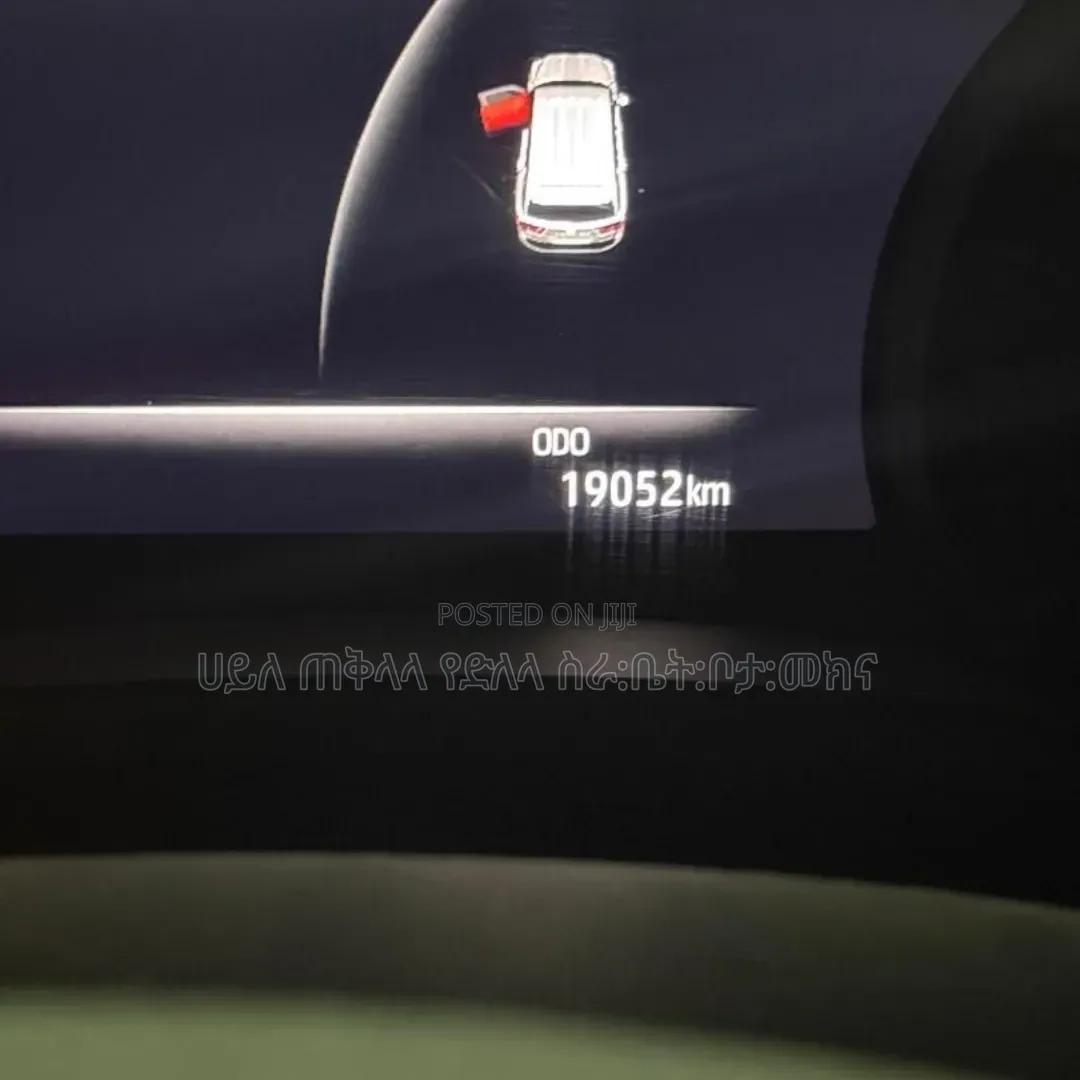 Toyota Land Cruiser 2023 Off white