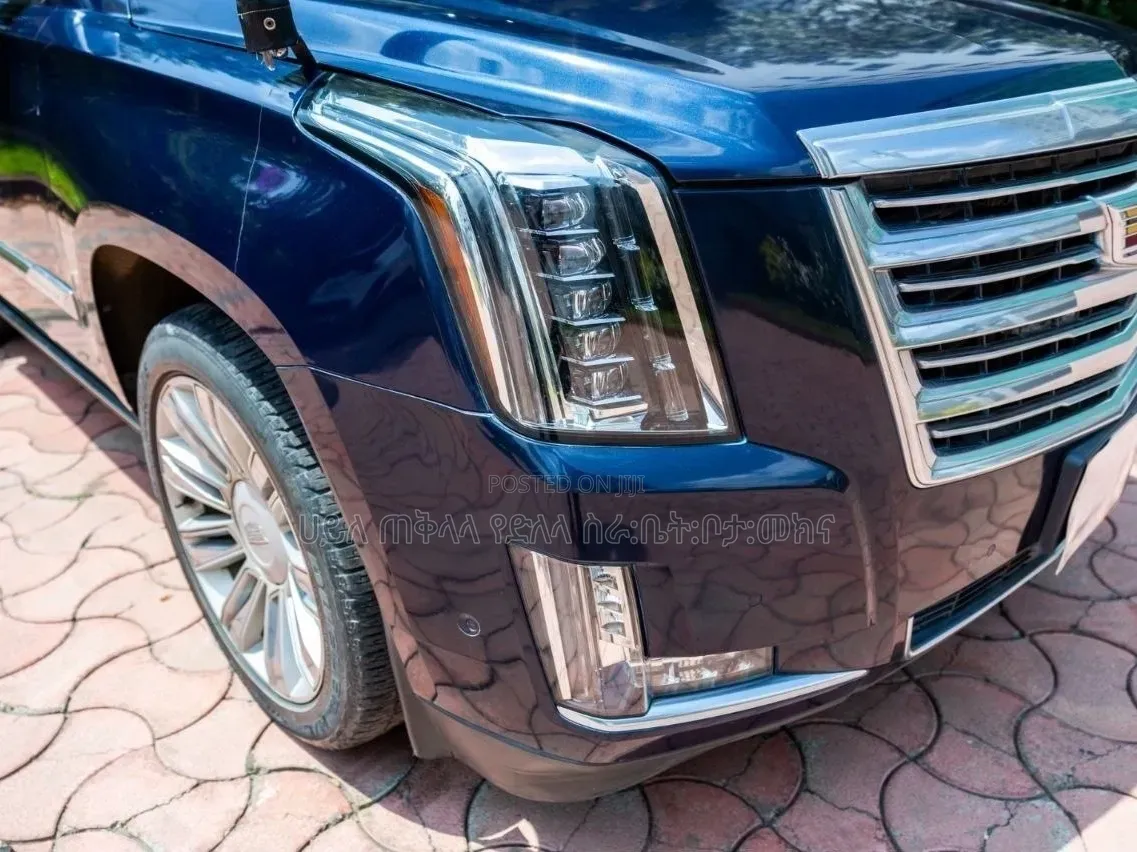 Cadillac Escalade 2018 Beige