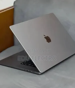 New Laptop Apple MacBook Pro 2021 M1 Max 32GB Apple M1 Max SSD 1T
