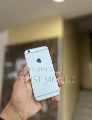 Apple iPhone 6s 32 GB Silver